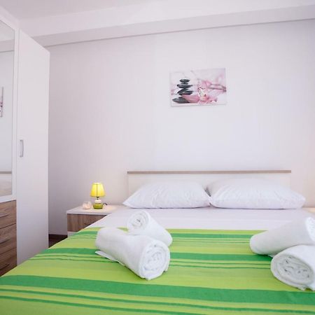 Apartments Mia 4&5 Baška Voda Eksteriør bilde
