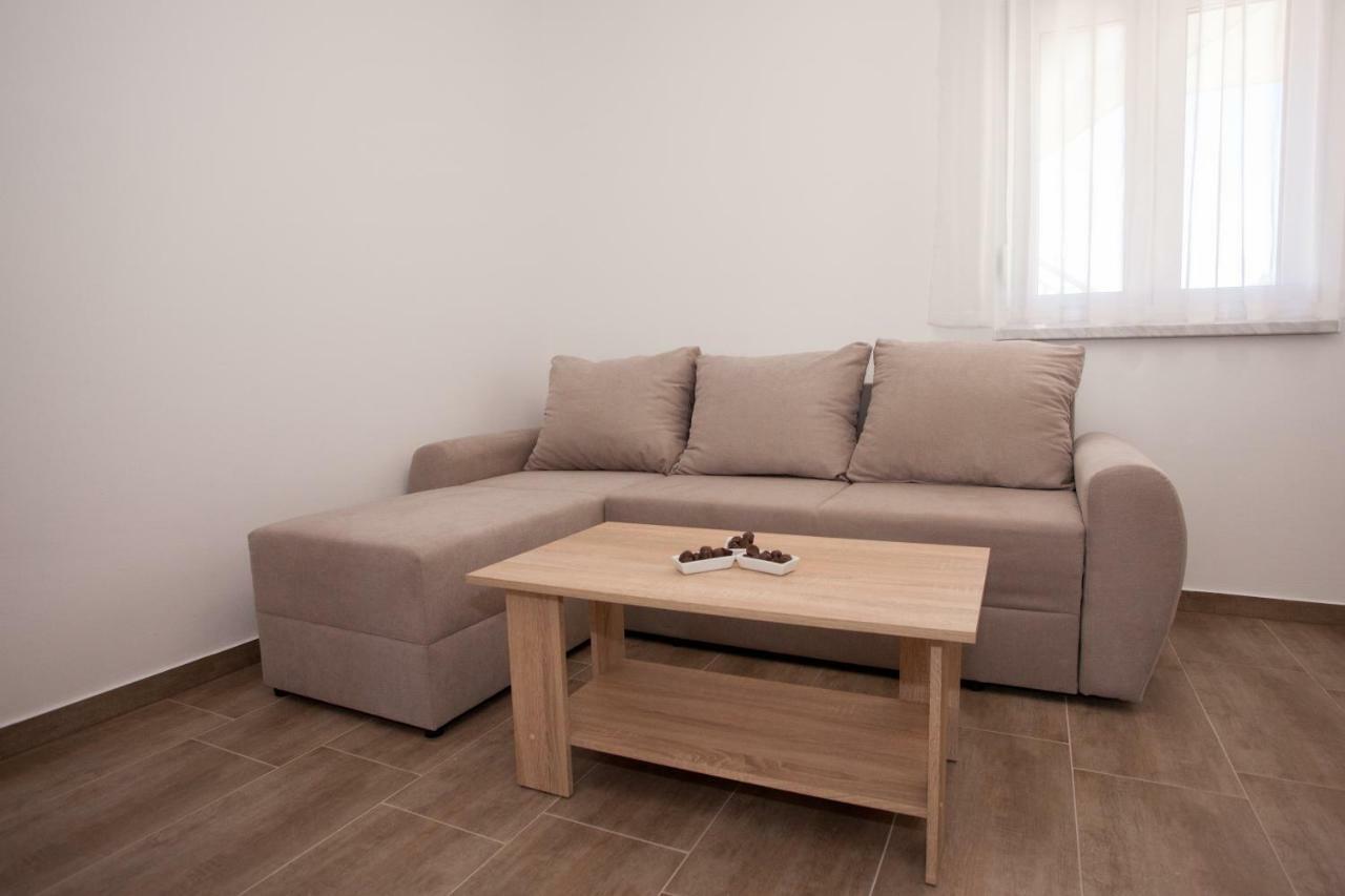 Apartments Mia 4&5 Baška Voda Eksteriør bilde