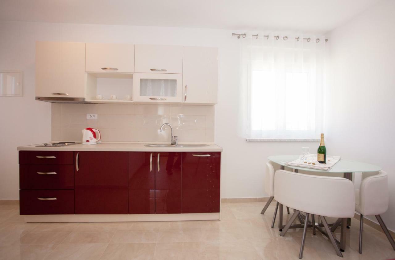 Apartments Mia 4&5 Baška Voda Eksteriør bilde