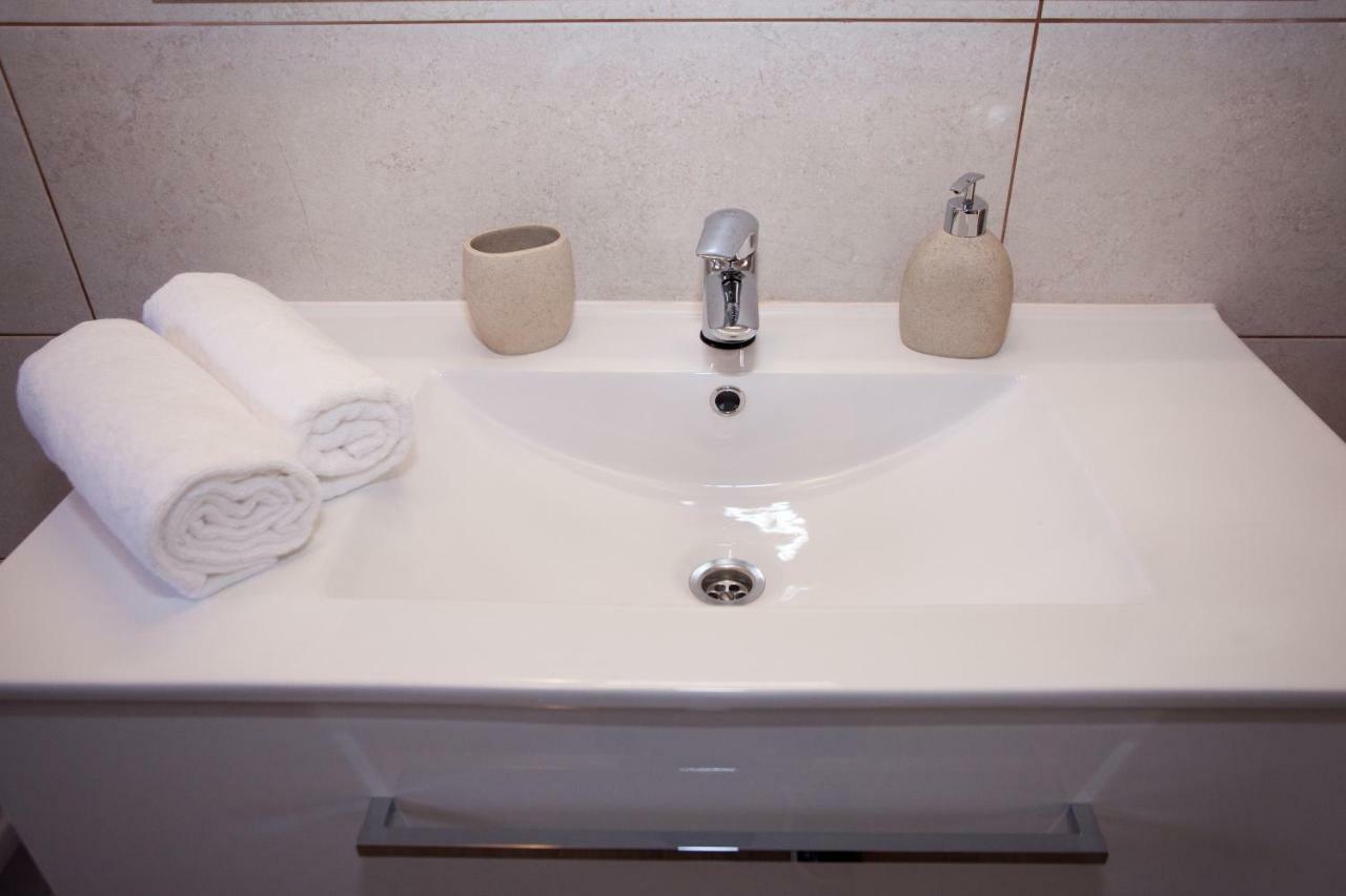 Apartments Mia 4&5 Baška Voda Eksteriør bilde