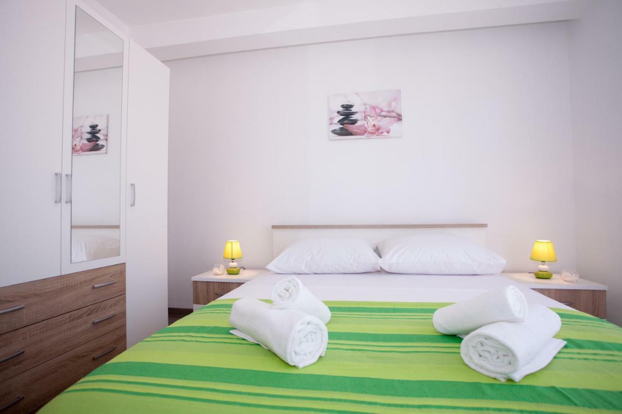 Apartments Mia 4&5 Baška Voda Eksteriør bilde