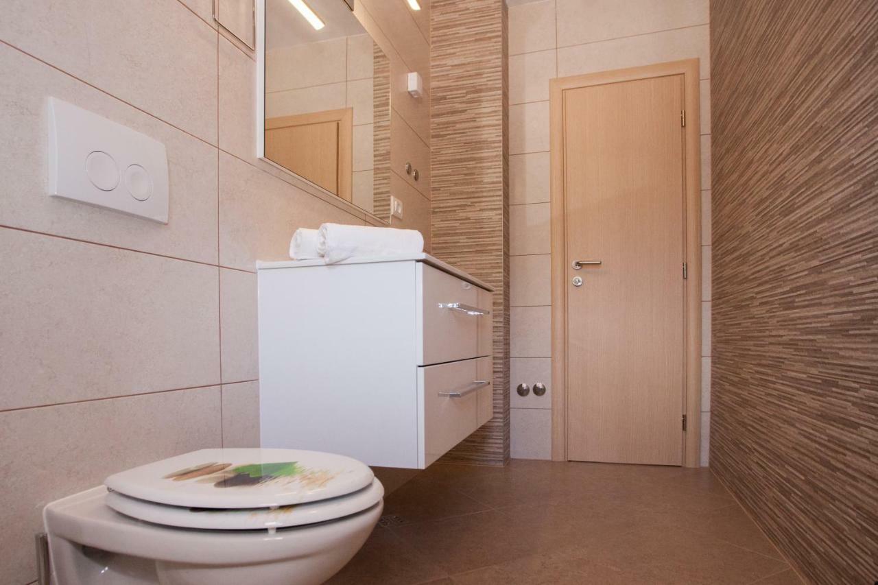 Apartments Mia 4&5 Baška Voda Eksteriør bilde